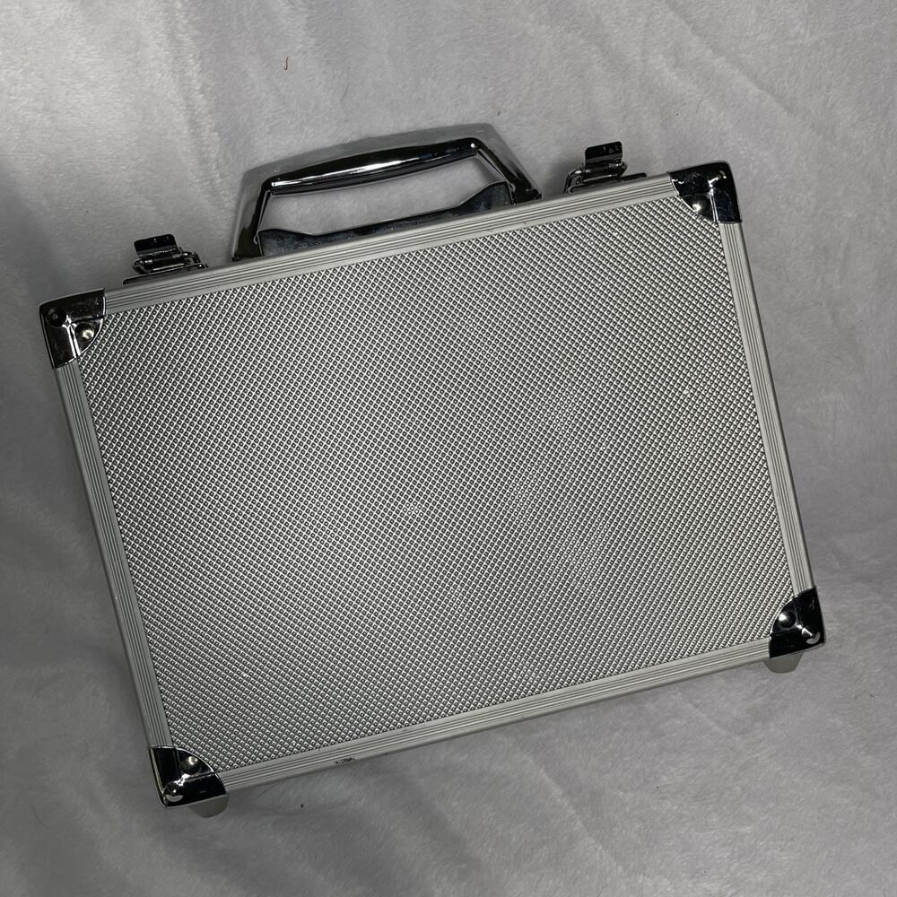 GAMESTOP DS LITE 3DS NINTENDO DS GAME CARRY CASE 9"x7"x3" - Picture 4 of 4